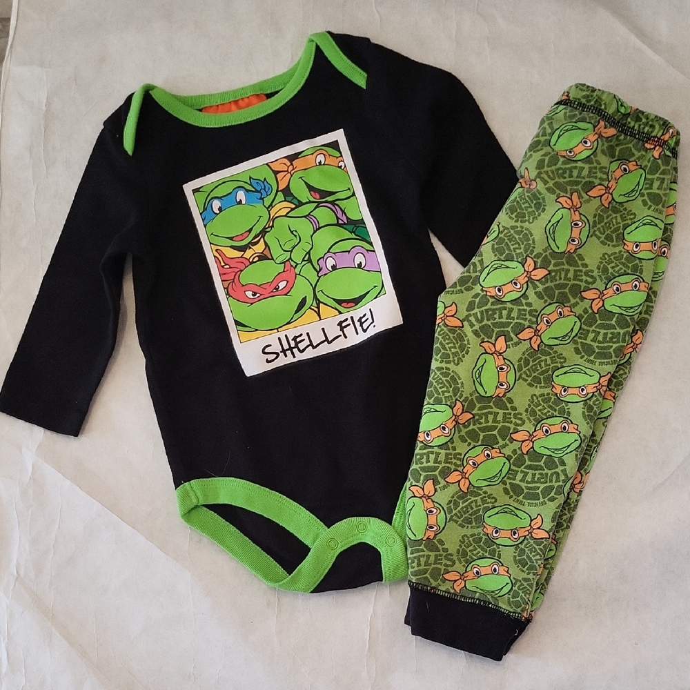Nickelodeon Ninja Turtles onesie/bodysuit with matching sweatpants